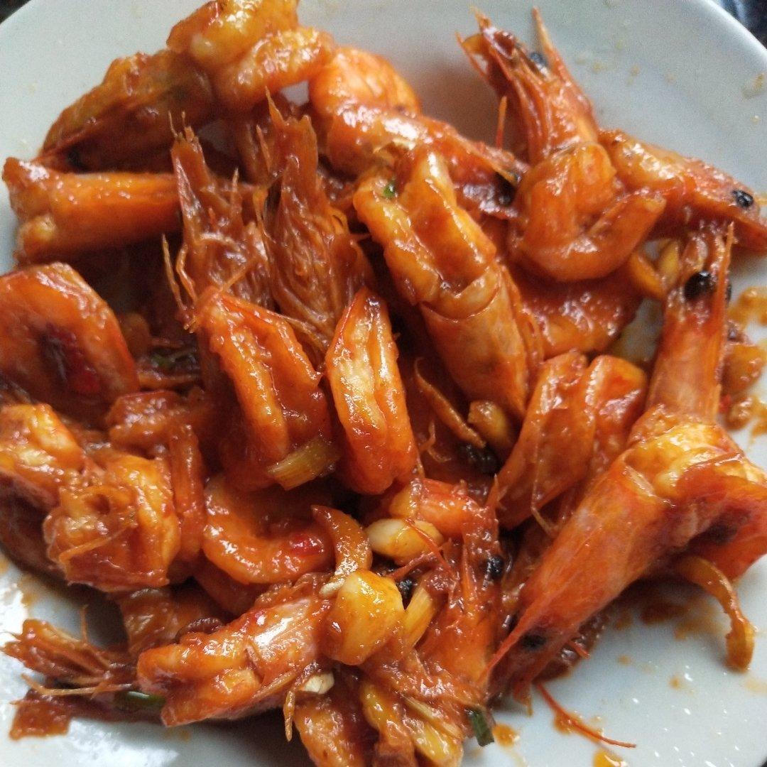 飞舞的蒲公英voa3做的干烧香辣开背虾