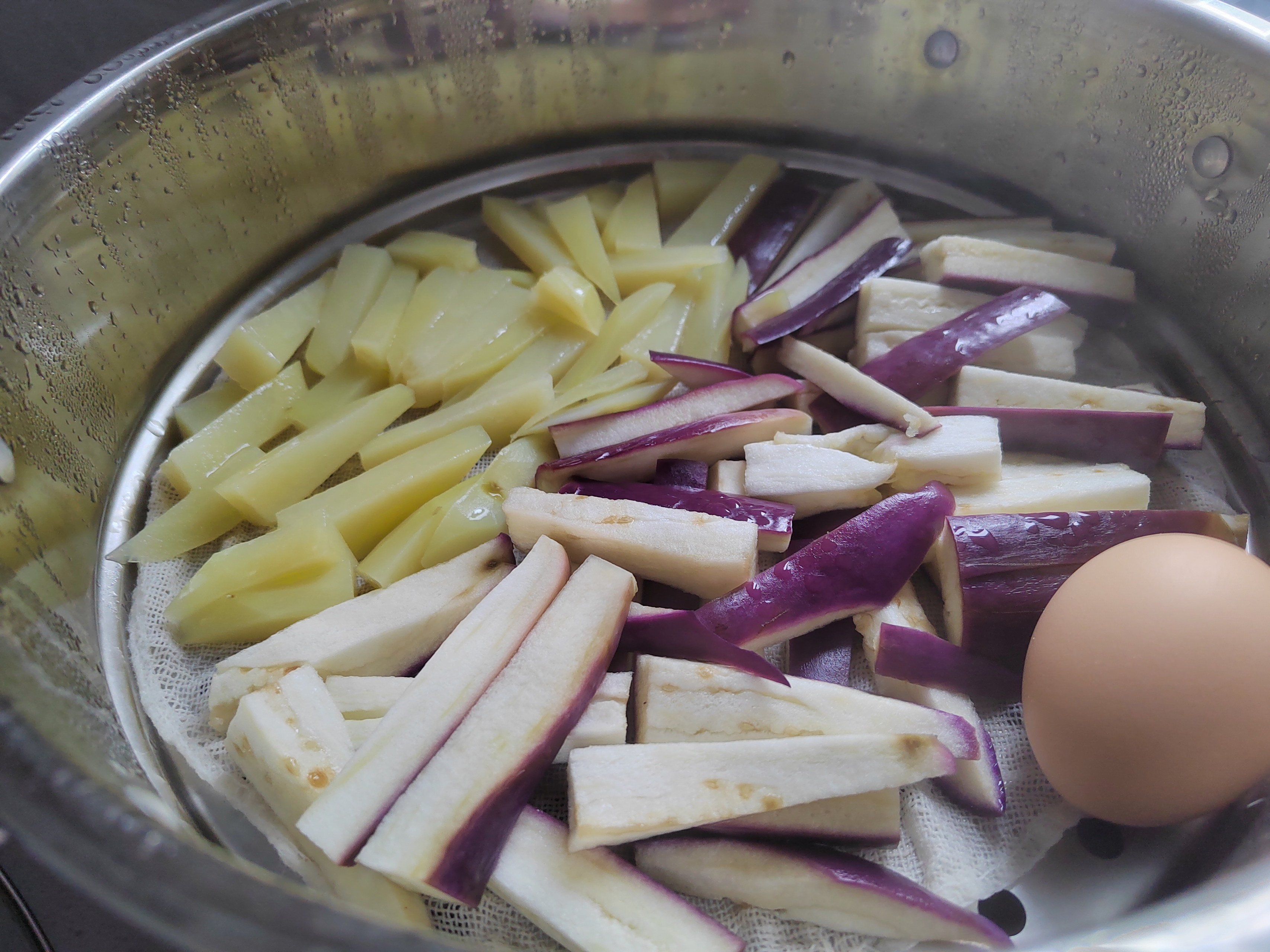 蒸茄子土豆——简单易做的减脂餐，新手也零失败的做法 步骤6