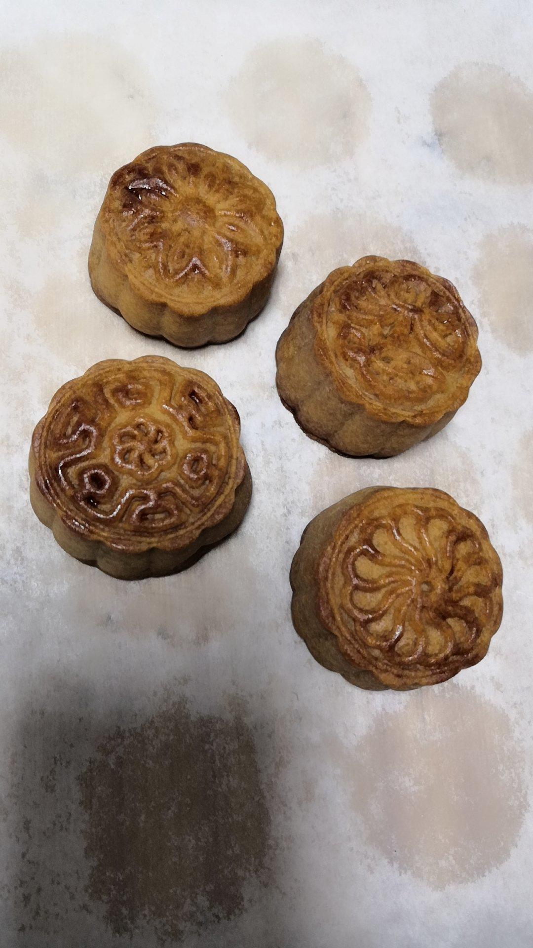 金沙肉松月饼——刀唛花生油&美玫牌月饼粉