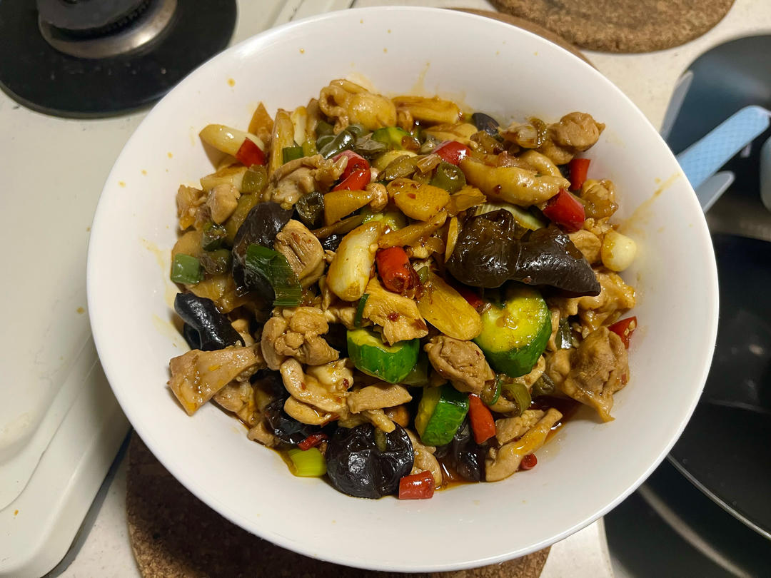 小炒鸡（鲜辣入味很下饭）