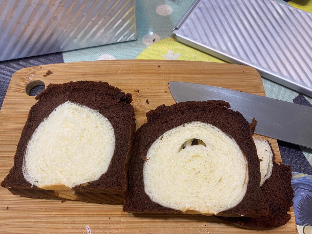 一次成功的黑钻吐司｜蛋糕➕面包的神仙搭配