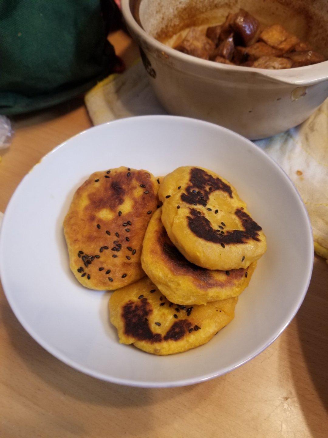 红薯饼（俗称地瓜饼）