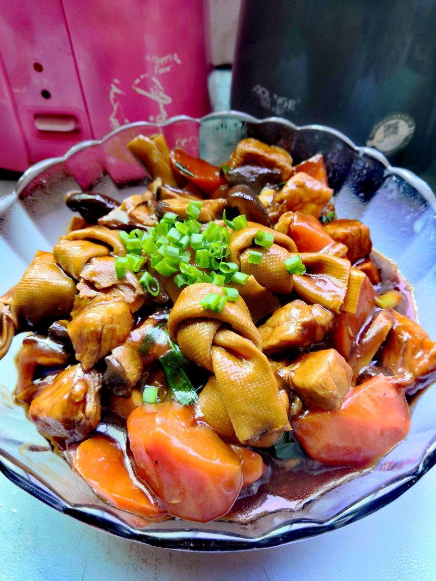 吃一大盒｜004千张结烧肉