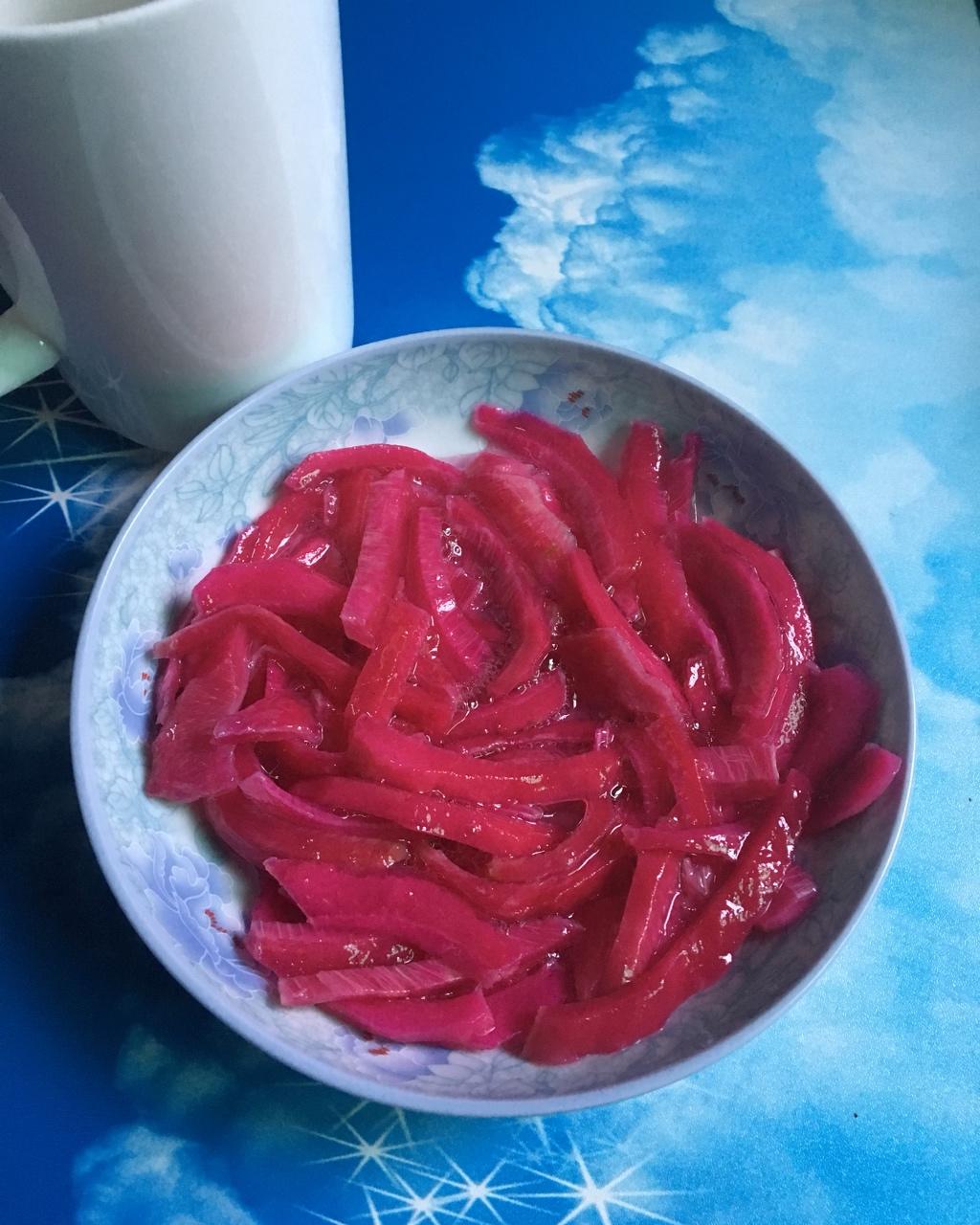 凉拌火龙果皮