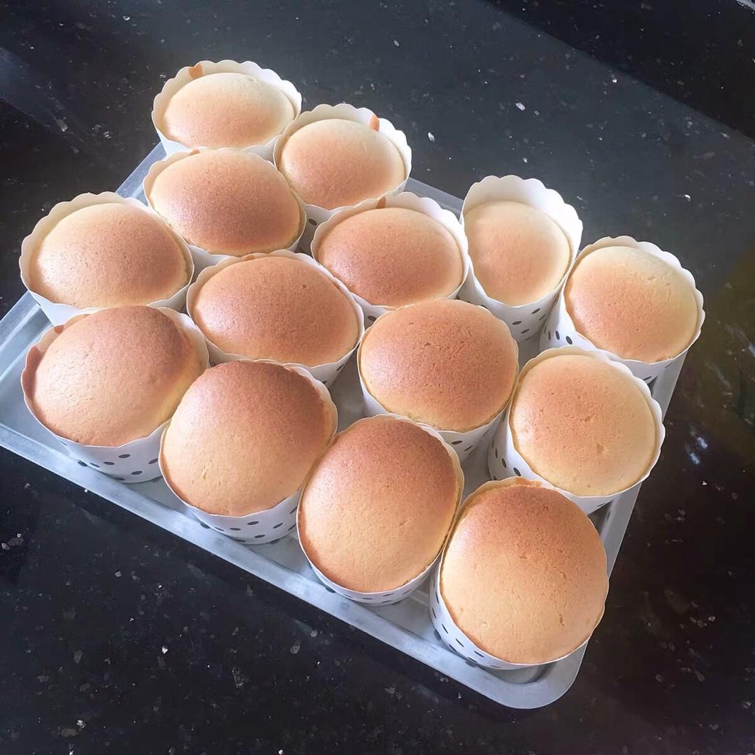 软绵绵杏仁纸杯蛋糕🧁（超详细）想失败都难