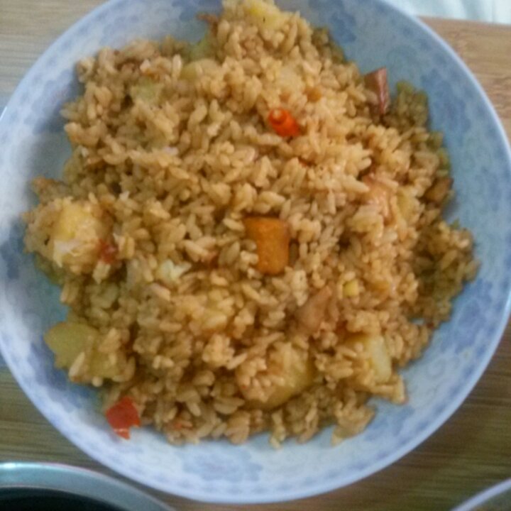 香肠土豆闷饭