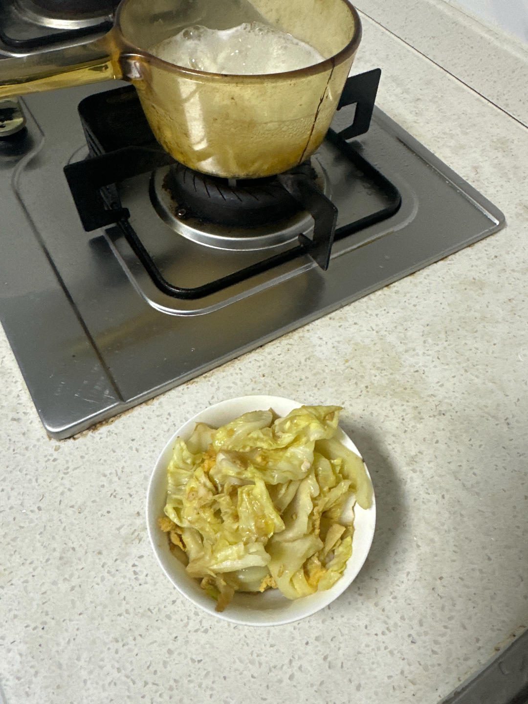 包菜炒鸡蛋