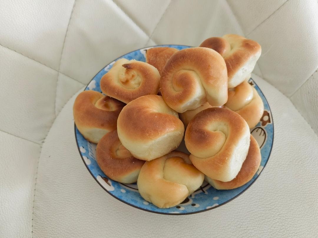 脆底蜂蜜小面包