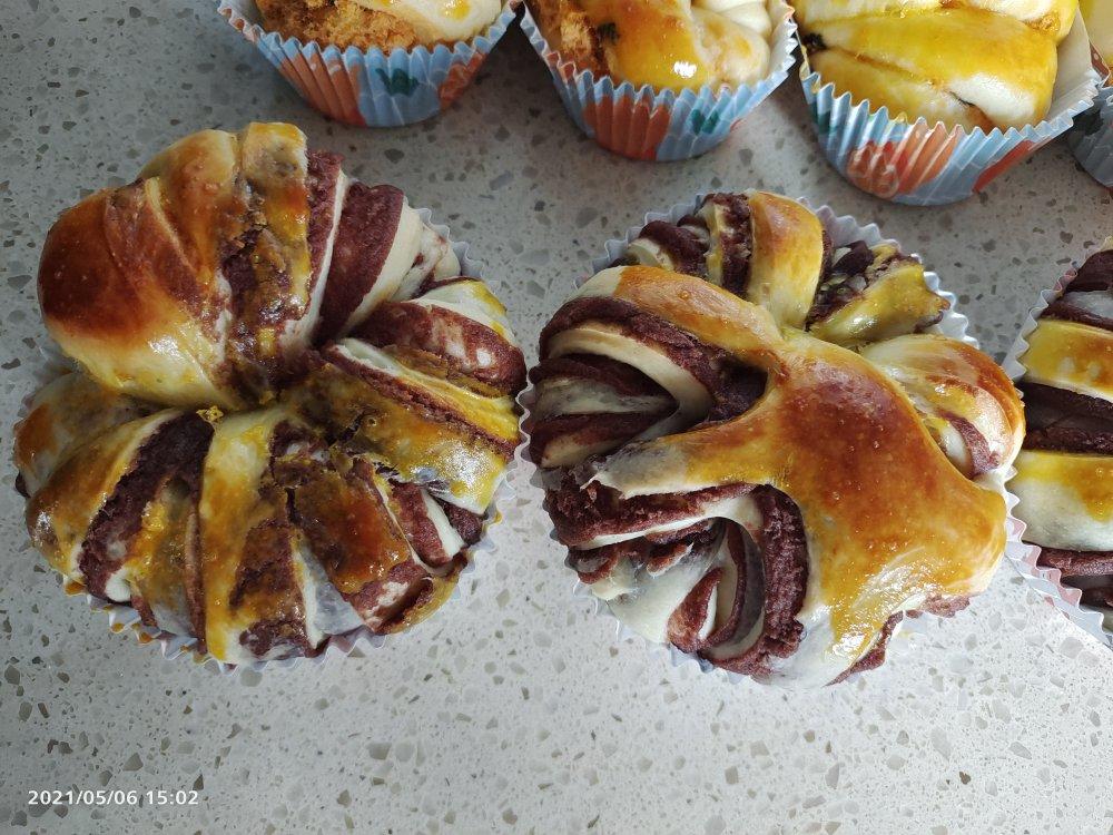 超好吃的一发肉松小卷面包