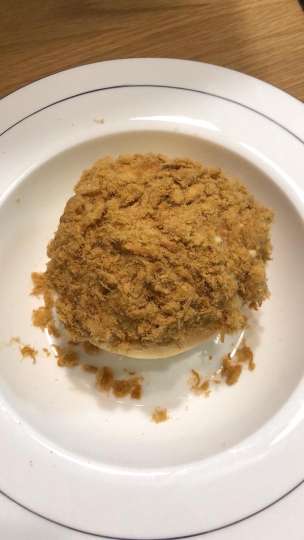 超好吃的肉松面包