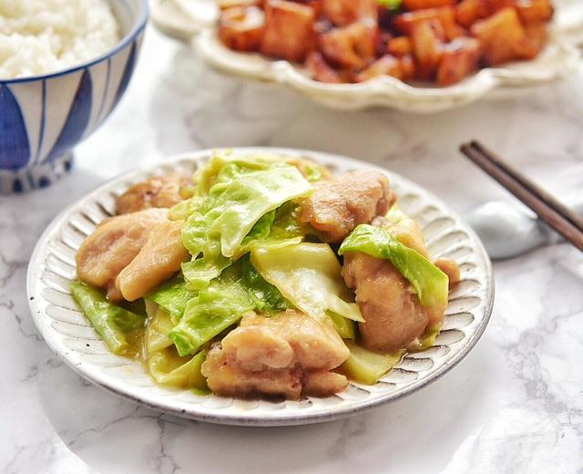 味增鸡肉炒包菜的做法