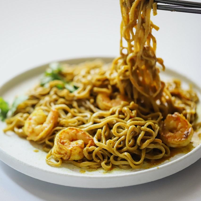 咖喱虾荞麦面的做法