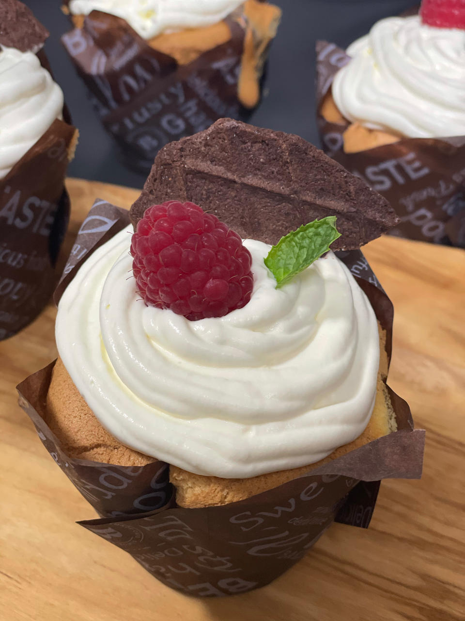 视频菜谱:原味戚风蛋糕8寸戚风蛋糕不裂