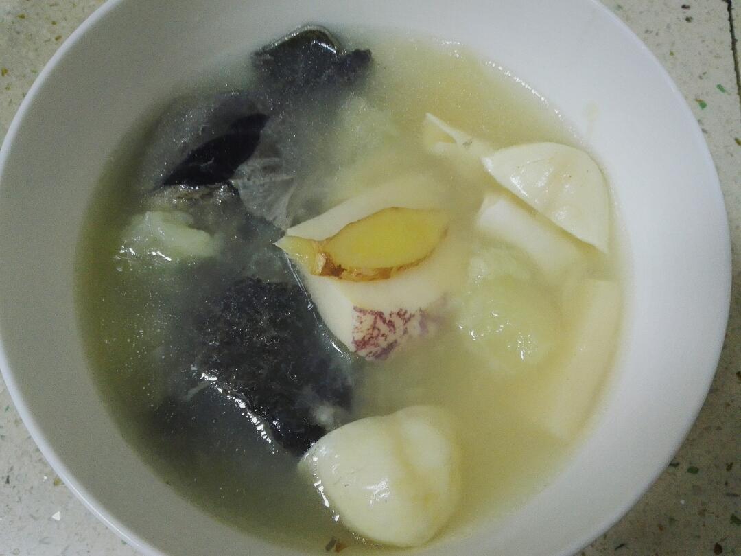 八时入席菜谱——爵士汤（蜜瓜花胶响螺鸡汤）
