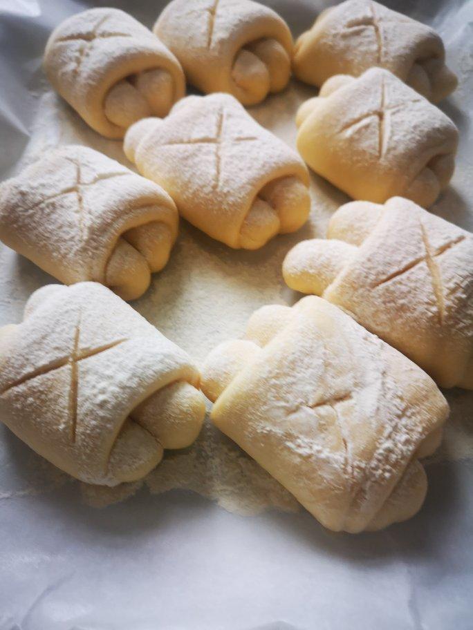 超软牛奶小面包