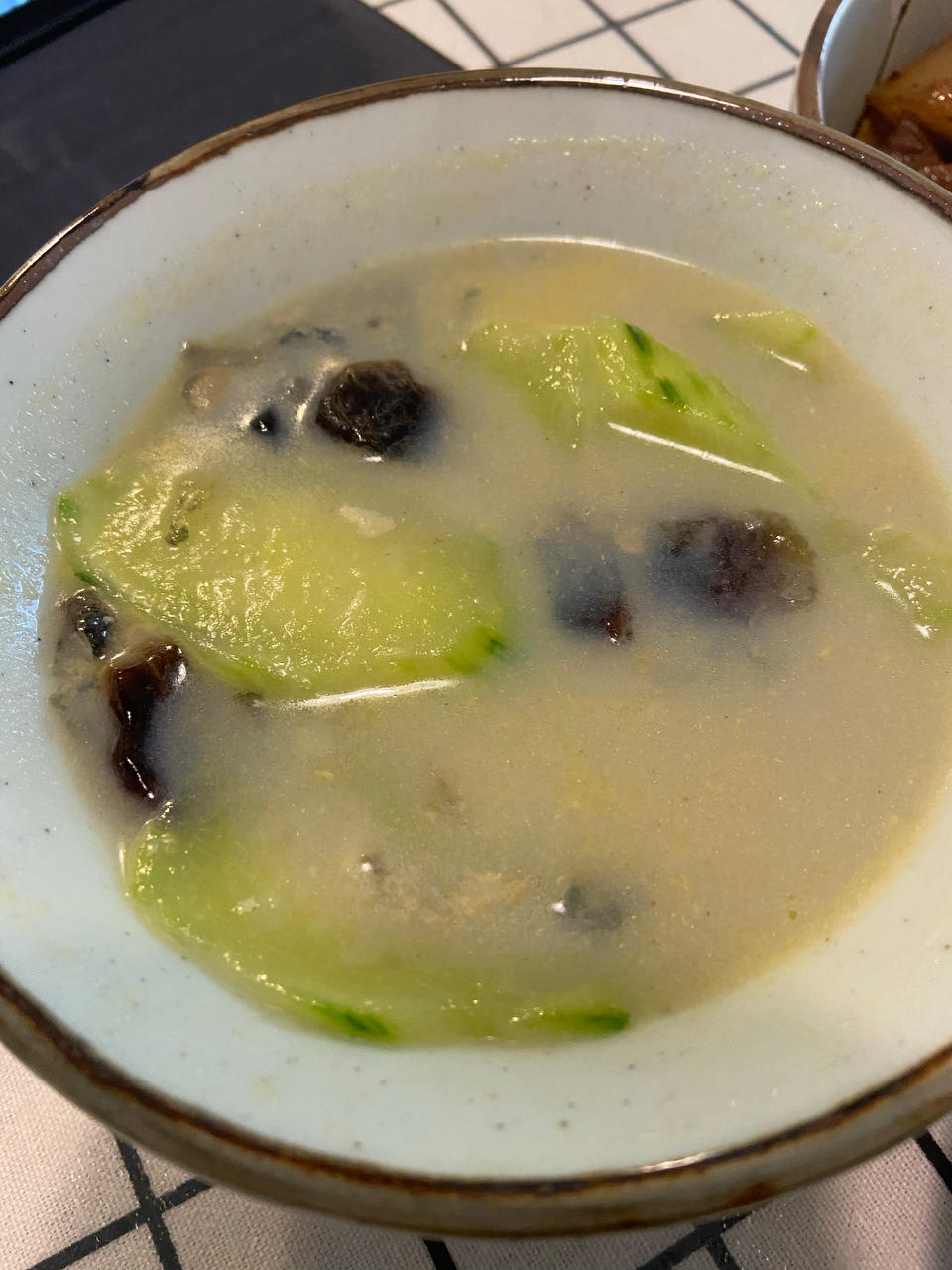 黄瓜皮蛋汤