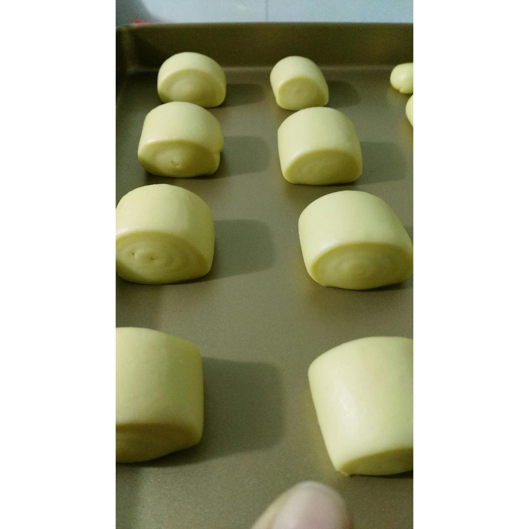 奶香小面包