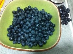 蓝莓颗粒果酱的做法 步骤1