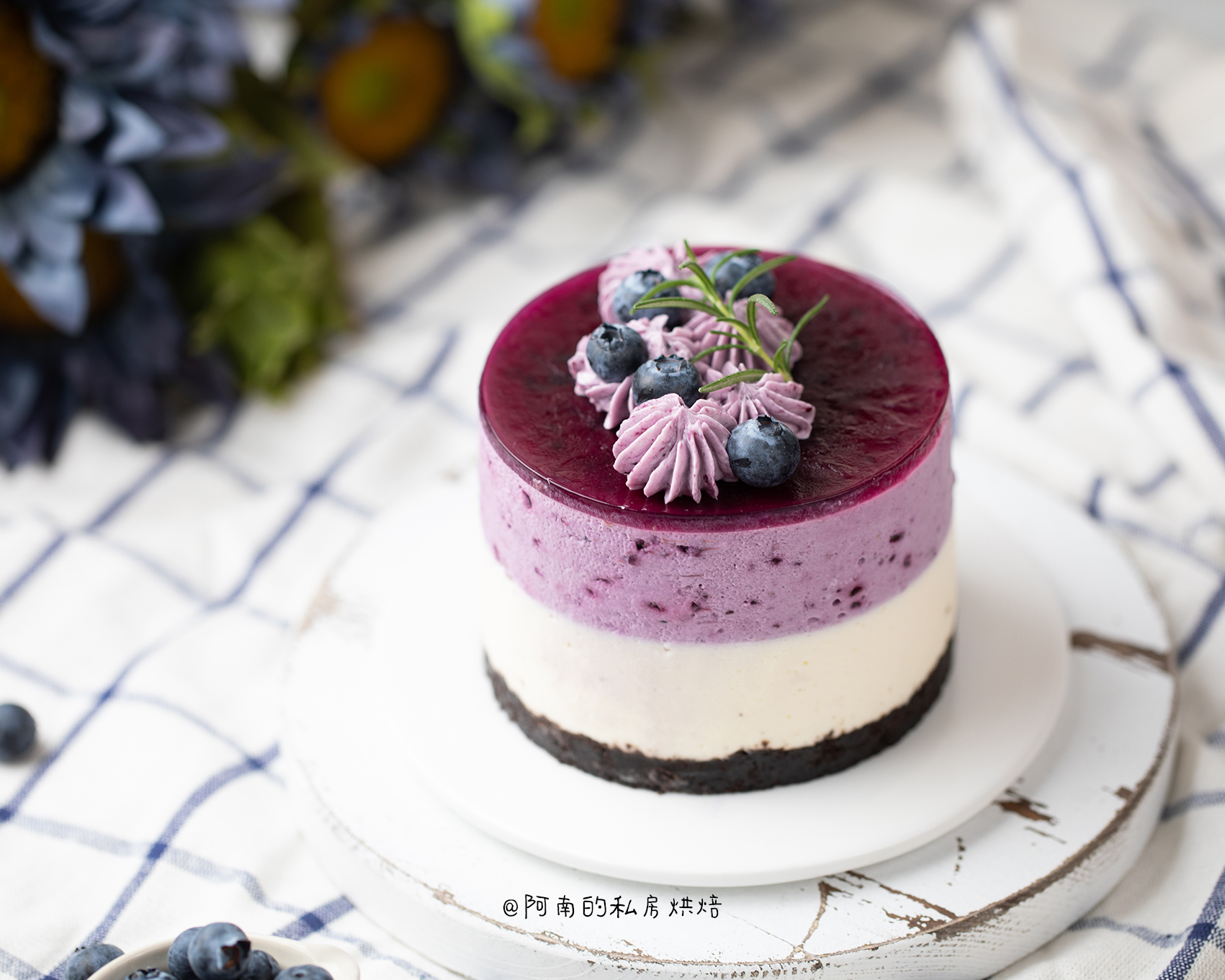 颜值超高的蓝莓酸奶双色慕斯蛋糕！的做法