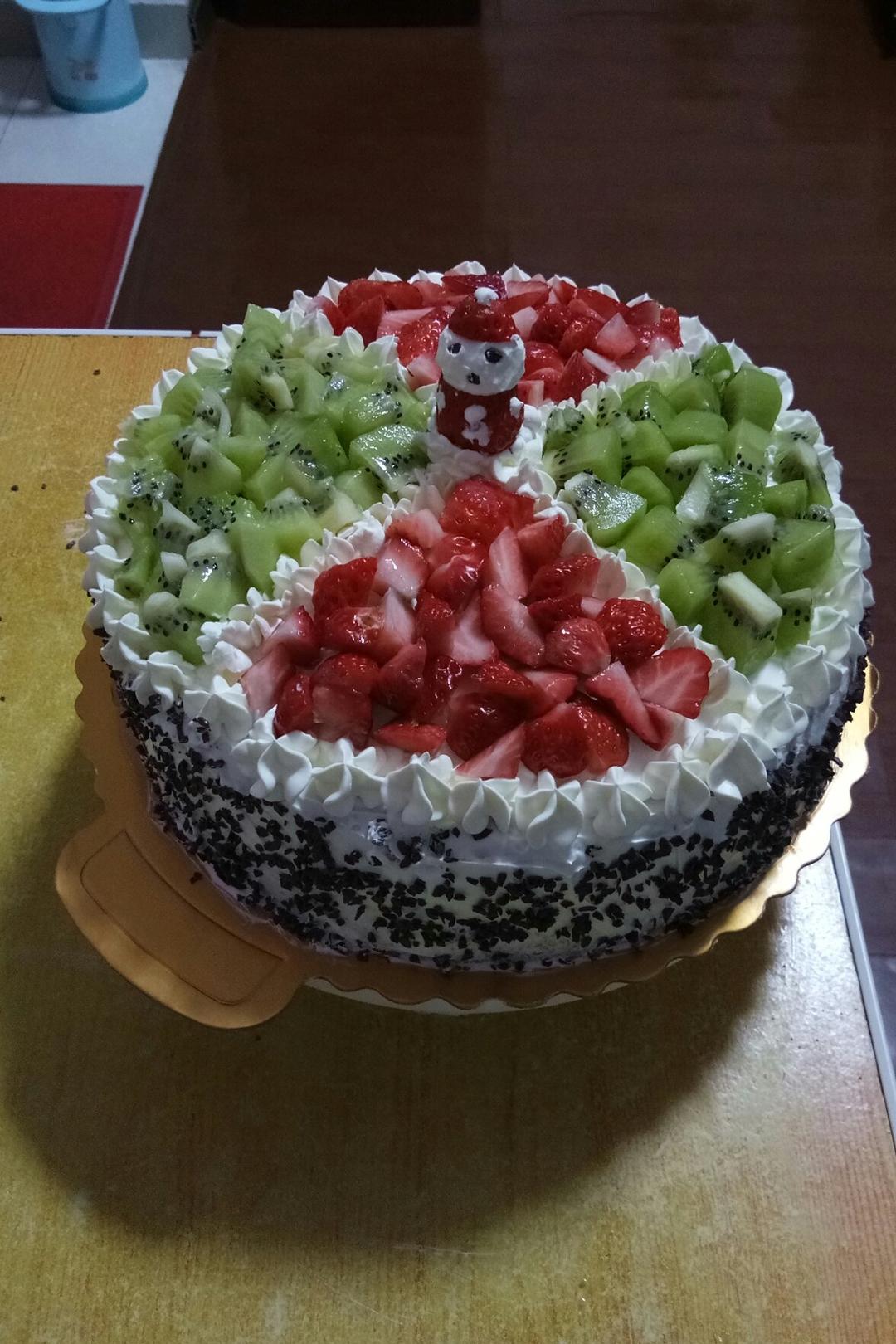 手机用户9962_8f2s做的10寸水果奶油蛋糕