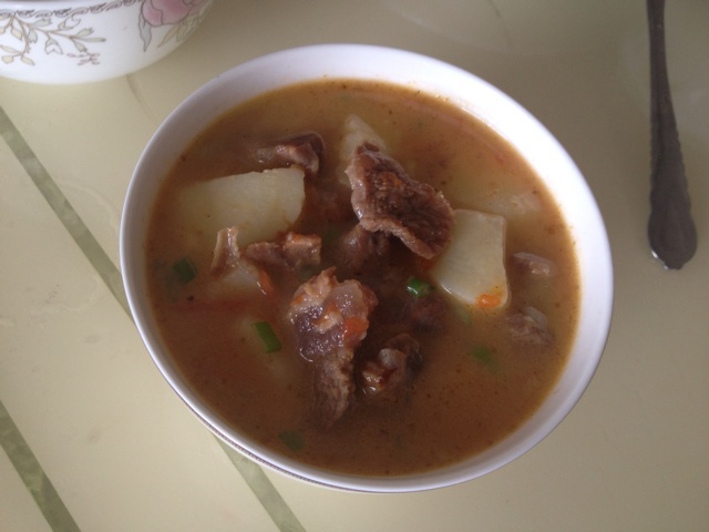 牛肉炖柿子