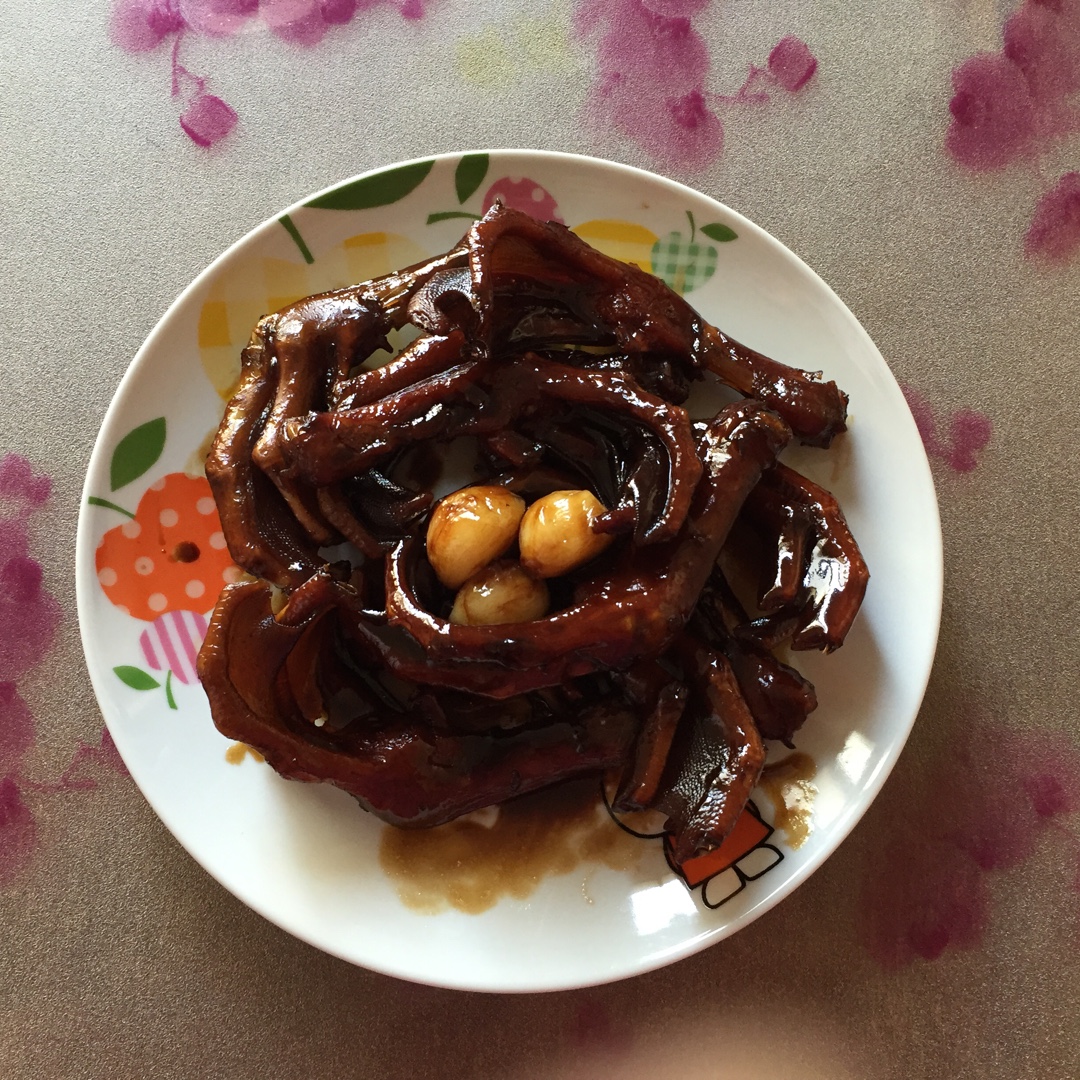 红烧鸭掌