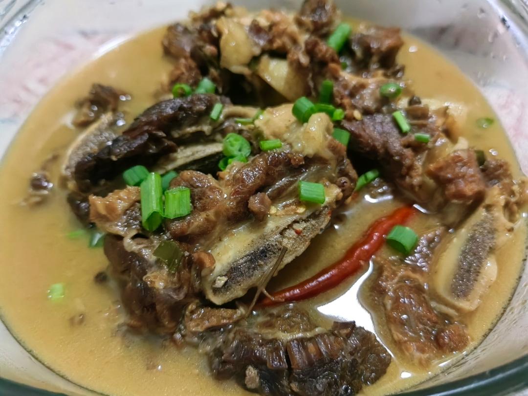 炖牛排骨