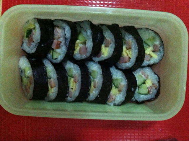 紫菜卷寿司