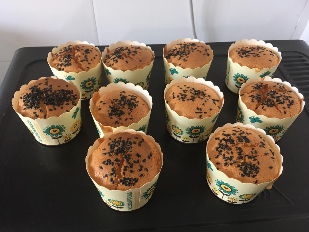 不回缩杯子蛋糕cupcake