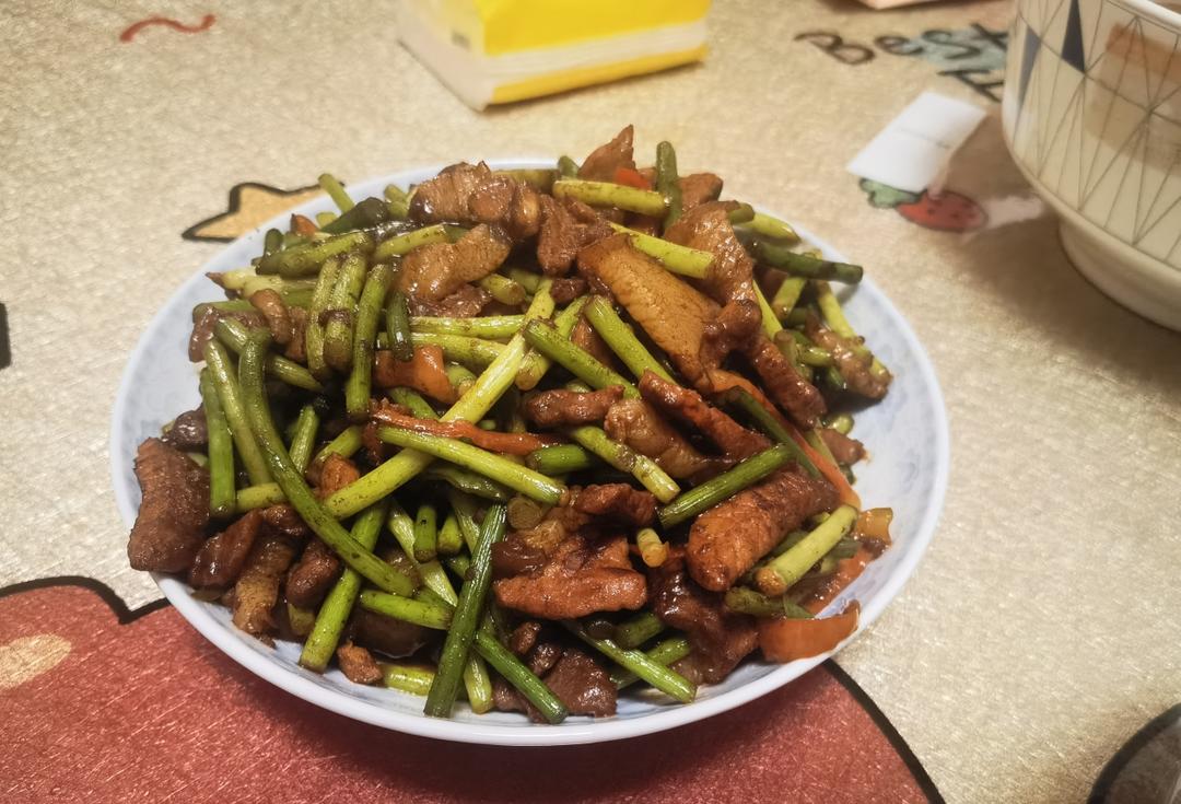 蒜薹炒肉丝