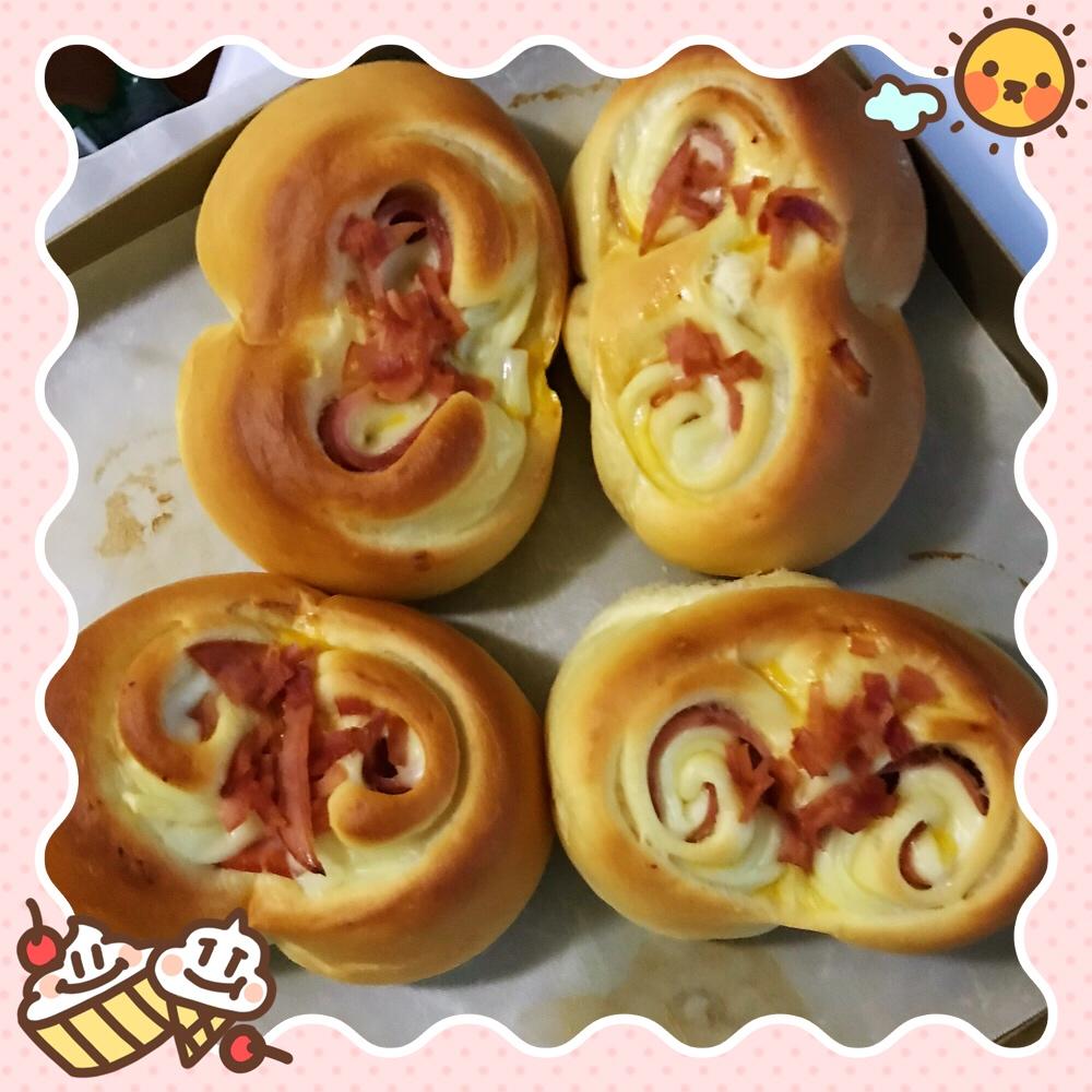 火腿乳酪卷