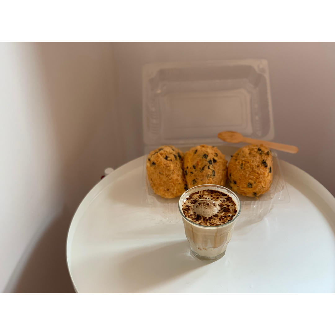 忙里偷闲吃饭饭