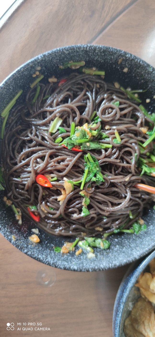 酸辣蕨根粉！