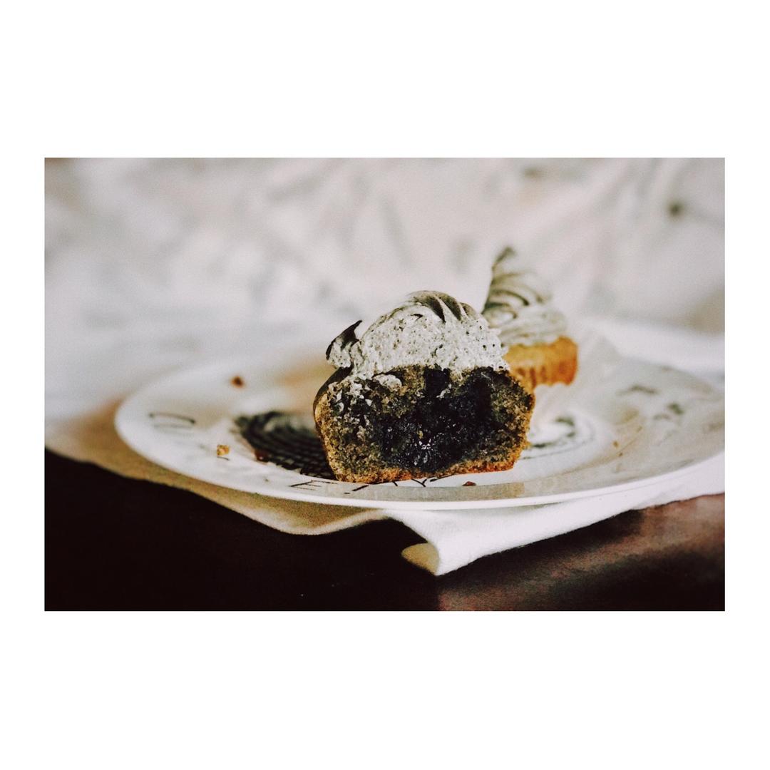 三重黑芝麻杯子蛋糕