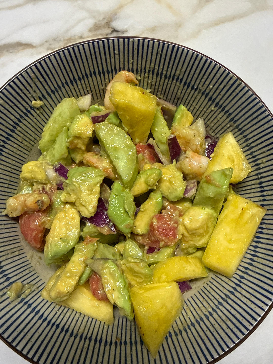 无敌减肥减脂宇宙级简单又特别美味显高级的牛油果大虾沙拉（Salsa)