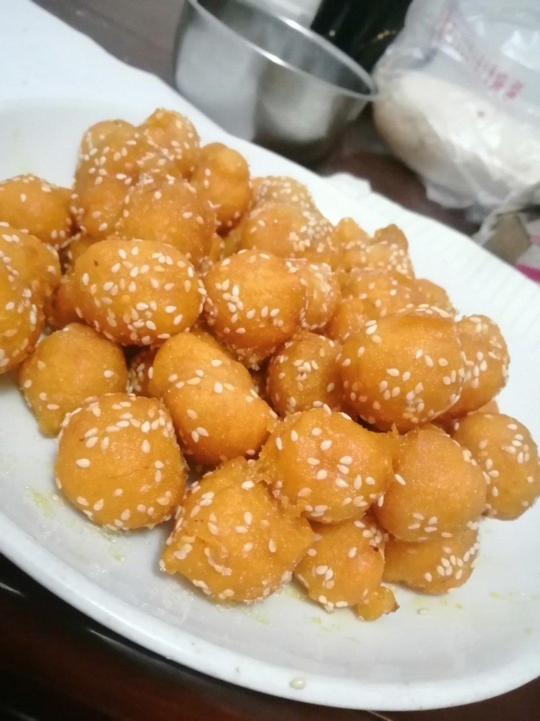 “南瓜芝麻球”聚餐必做小点心