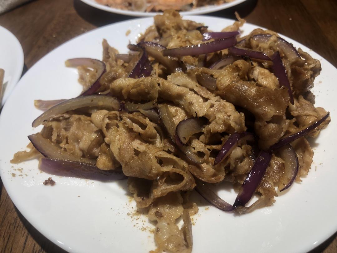 洋葱孜然羊肉片