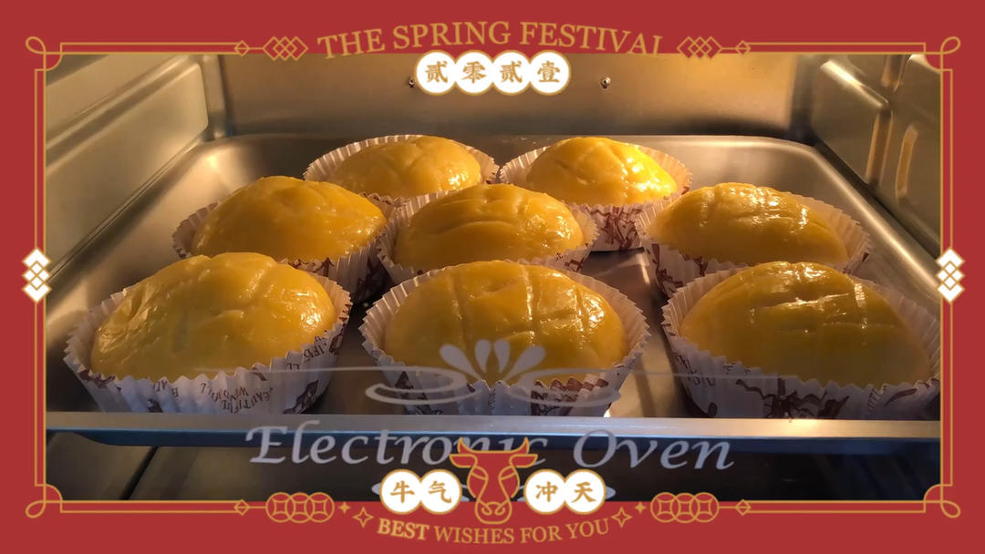 好吃到炸裂的港式菠萝包（附带制作酥皮的小视频）