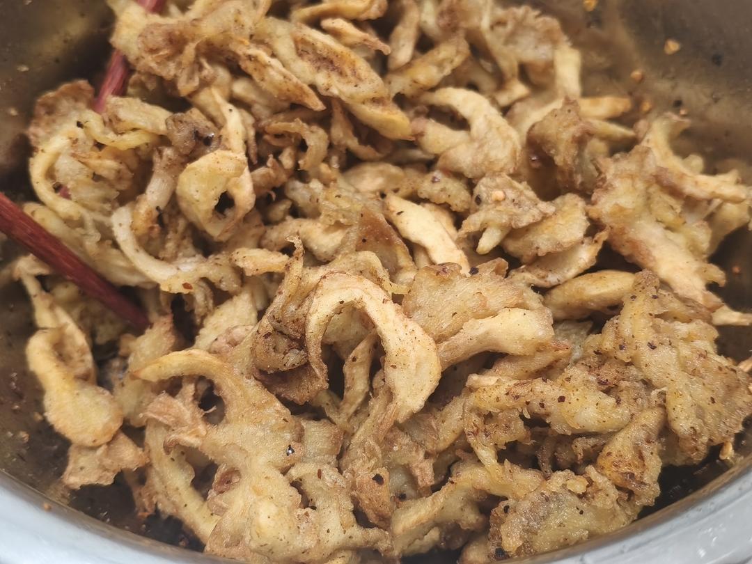 干炸蘑菇的做法，大人小孩都喜欢
