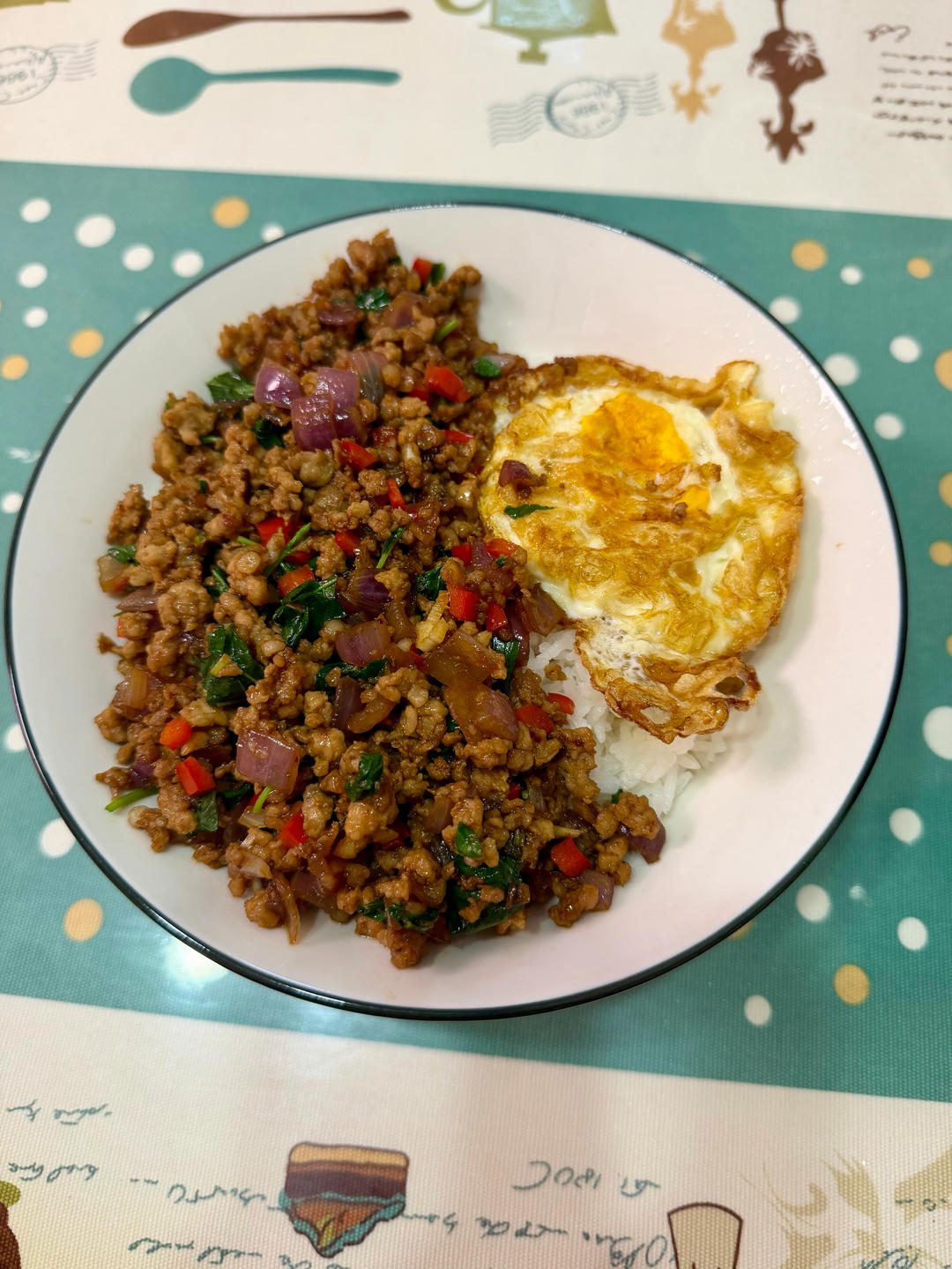 泰式打抛牛肉/猪肉碎饭