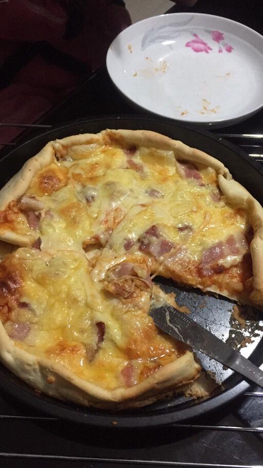 纯手工披萨（附披萨饼皮制作步骤）