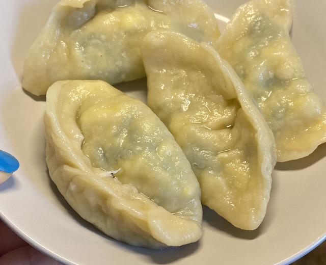 瑶柱韭菜鸡蛋水饺