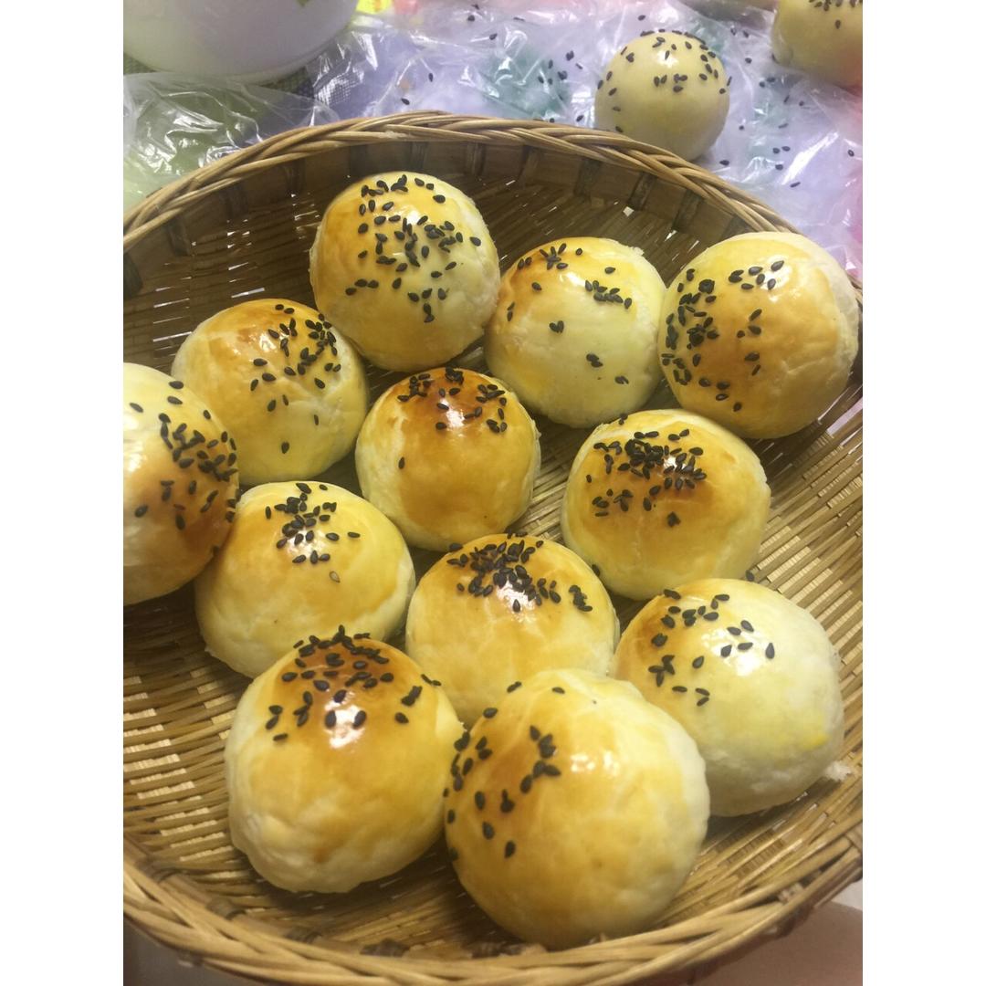 蛋黄酥酥酥（超级奶香黄油版）