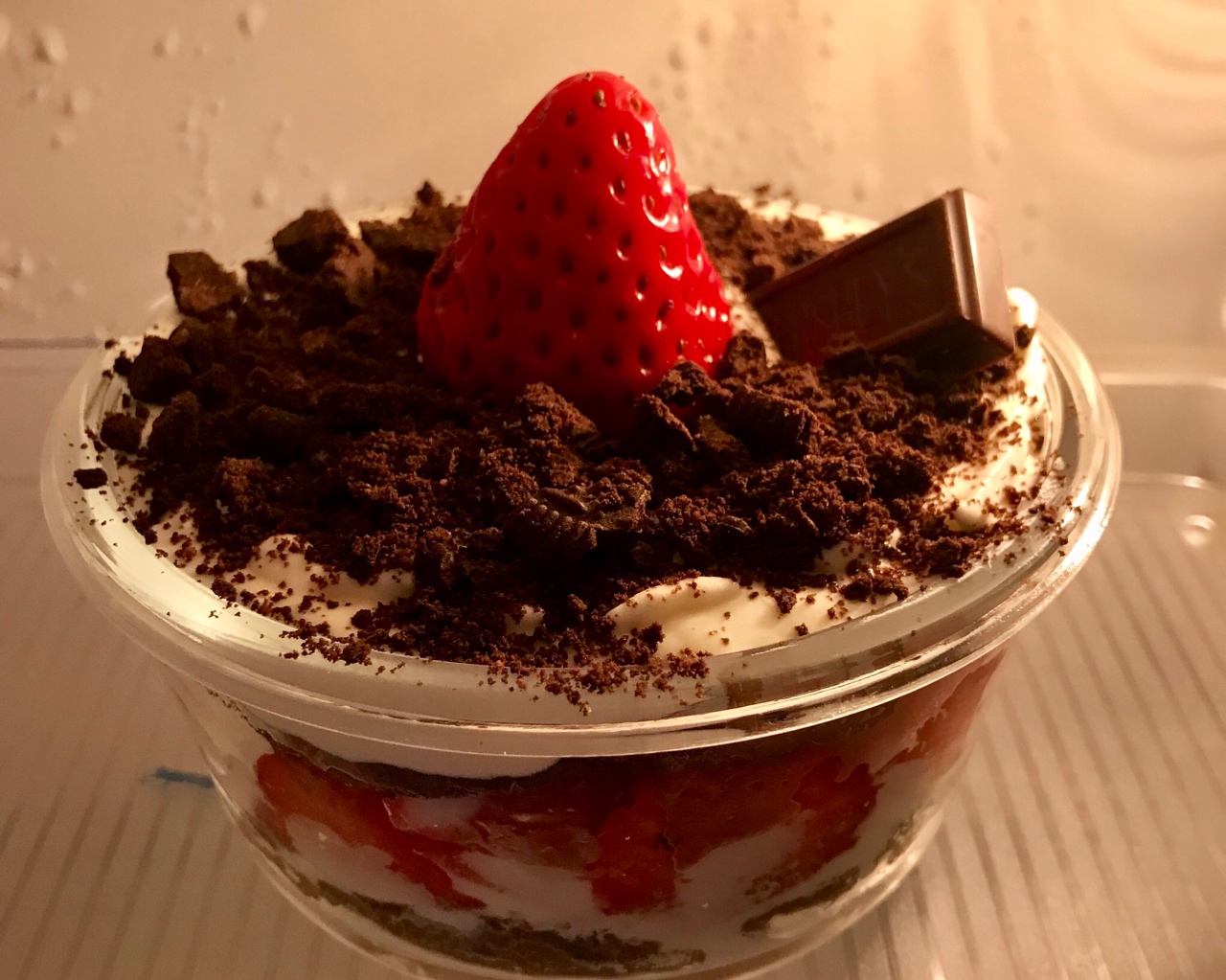 草莓巧克力蛋糕杯🍓的做法