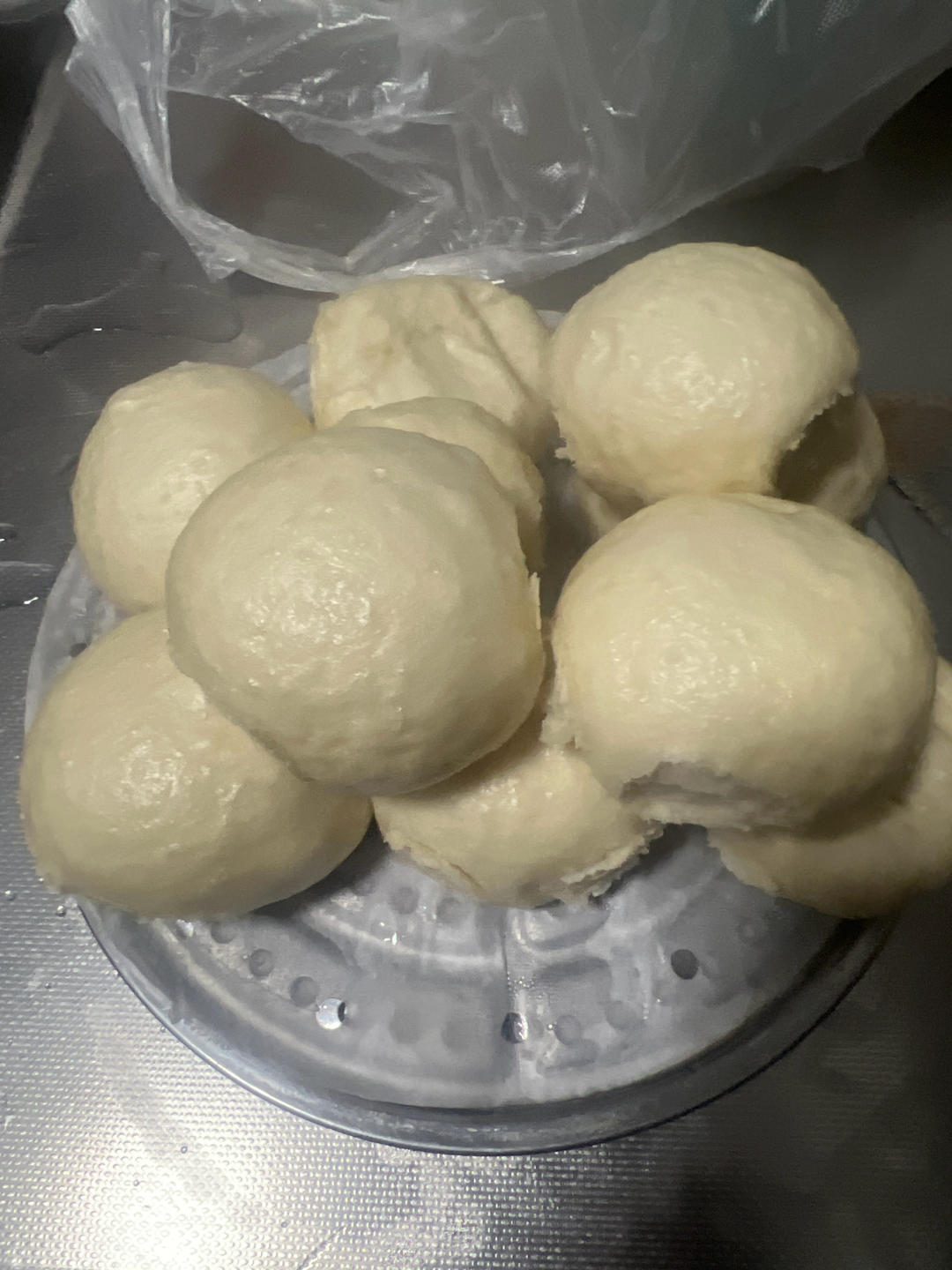 在面包机帮助下蒸馒头