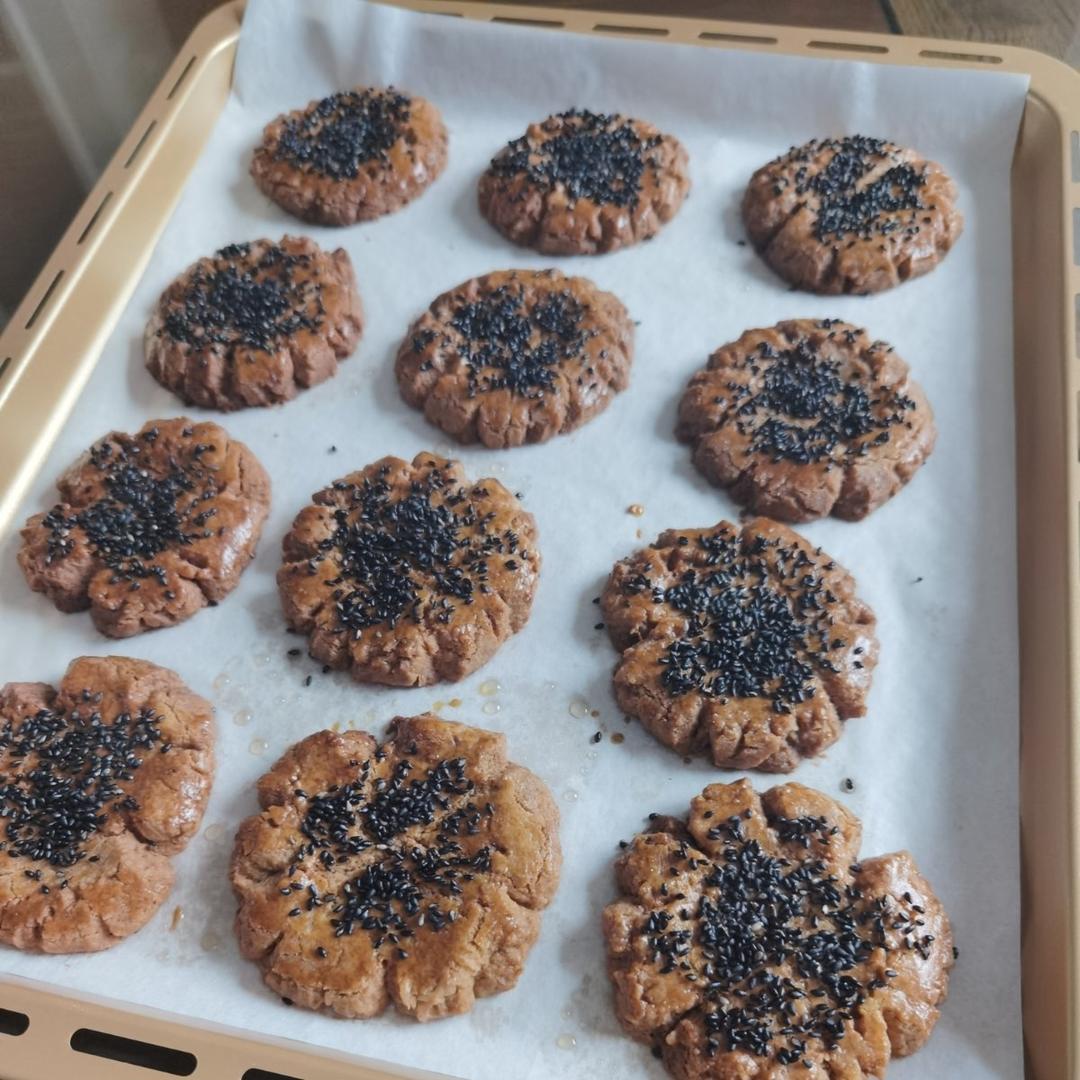 轻轻一按就碎掉的原味桃酥（不输猪油版）
