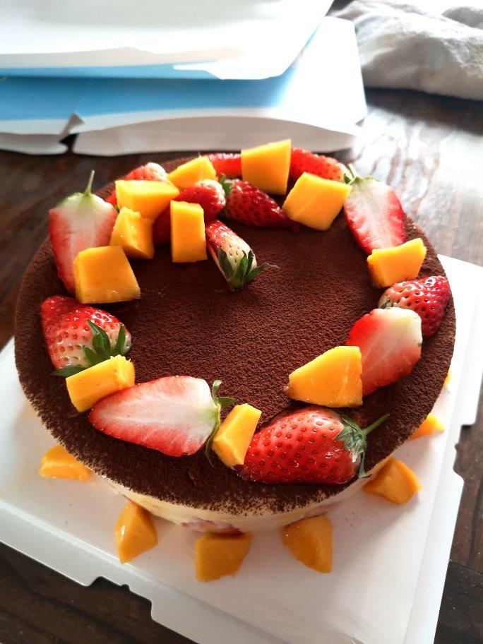 素直晴致影像机构做的提拉米苏8寸戚风版