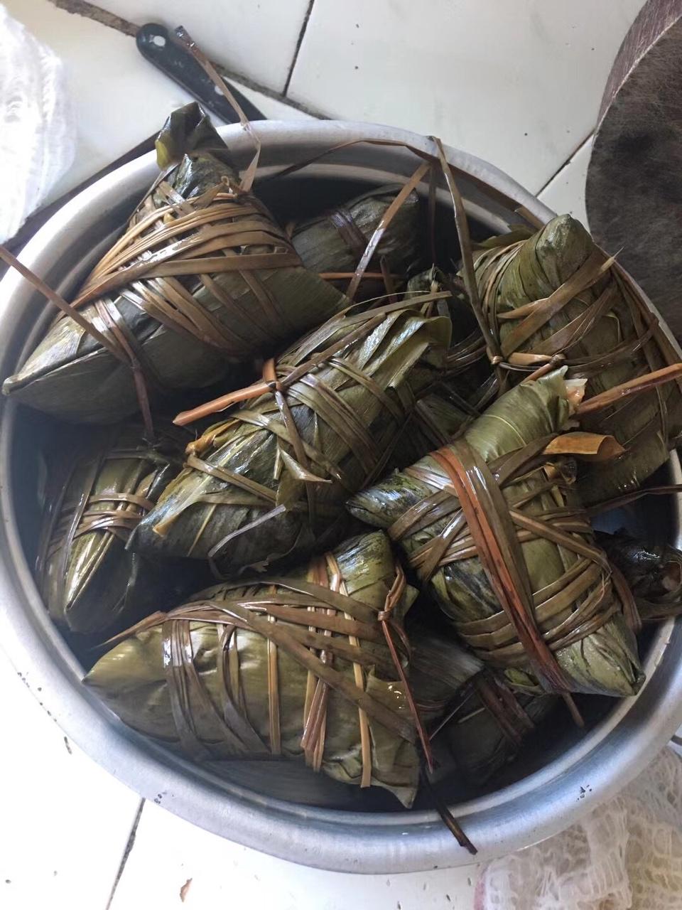 开平咸肉粽的做法