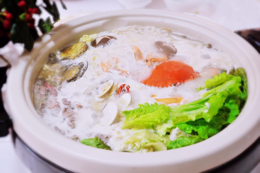 无敌美味海鲜火锅