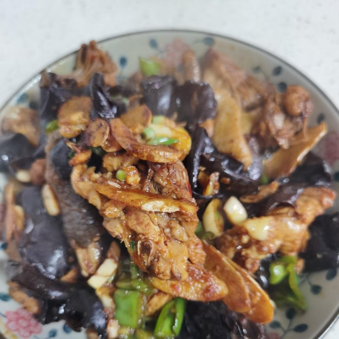 青椒炒鸡腿